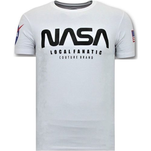 Local Fanatic T-shirt met opdruk nasa american flag shirt