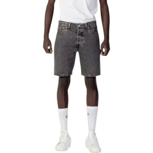 Levi’s Bermuda shorts