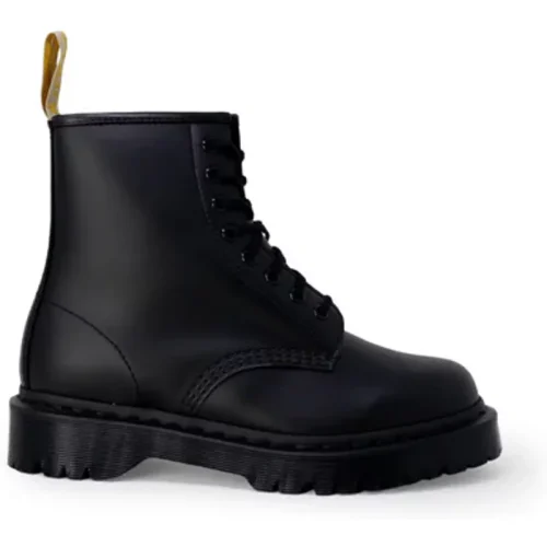 Dr. Martens Women boots