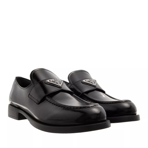 Prada Loafers – Logo Plaque Loafers in zwart