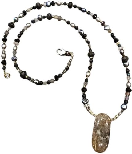 CATHERINE MICHIELS Kettingen – Collier Reverie Noire Agates perles Or 1 Quartz TF in multi