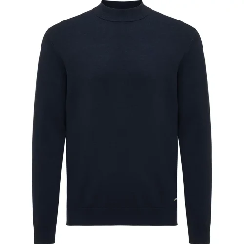 Tresanti Saint | stretch turtleneck |