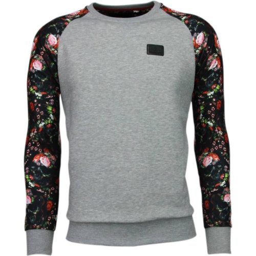 Local Fanatic Skull arm motief sweater