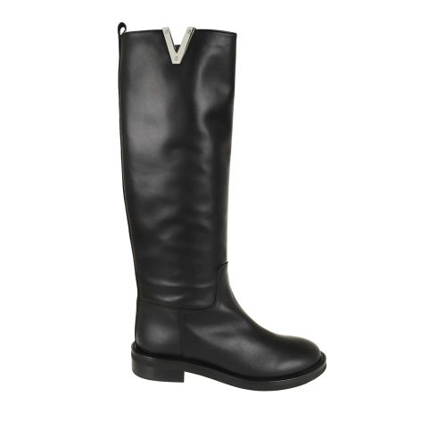 Via Roma 15 Boots – Knee-High Boot With Metal Plaque in zwart