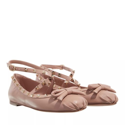 Valentino Garavani Loafers – Ballerina Rockstud in beige