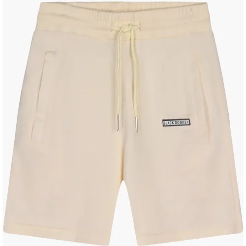 Black Donkey Relaxt summer short i cream