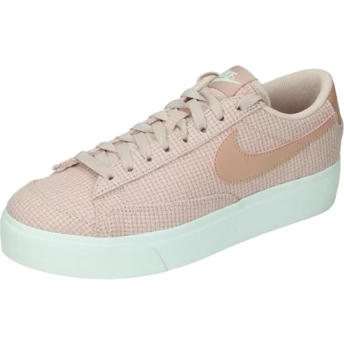 Nike Blazer low platform ess