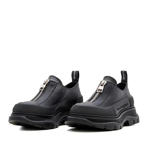 Alexander McQueen Low-Top Sneakers – Thread Rubber Sole Sneakers in zwart