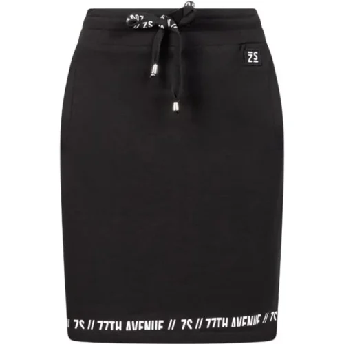 Zoso Simone sporty skirt with print /white.